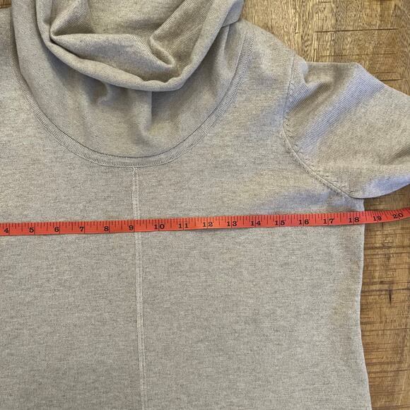 Tyler Böe Cowl Neck Tunic Sweater Large Cashmere Blend Beige Tan Preppy Classic - Picture 9 of 12